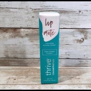 Thrive Causemetics Lip Topper in Ashley
